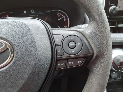 Used 2023 Toyota RAV4 XLE FWD image 19