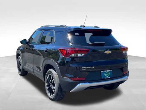 Used 2023 Chevrolet TrailBlazer LT w/ Convenience Package AWD/4WD image 5