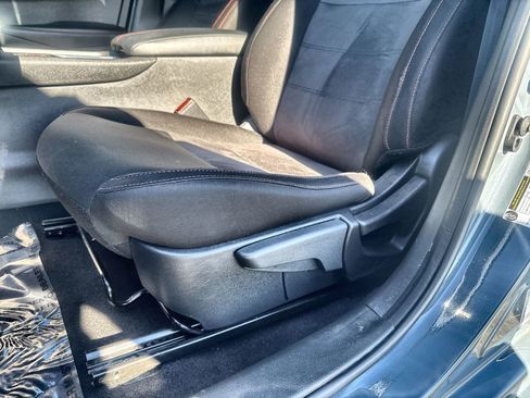Certified 2025 Nissan Sentra SR FWD image 27