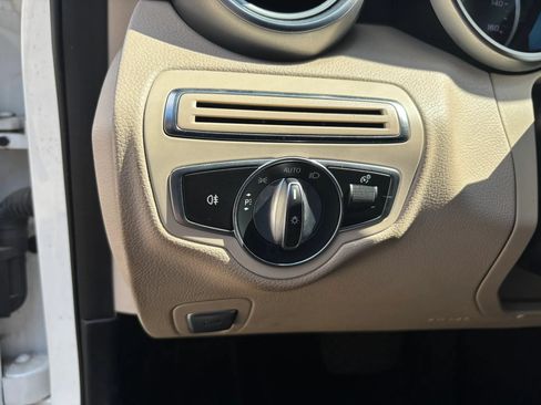 Used 2019 Mercedes-Benz C 300 4MATIC Sedan image 14