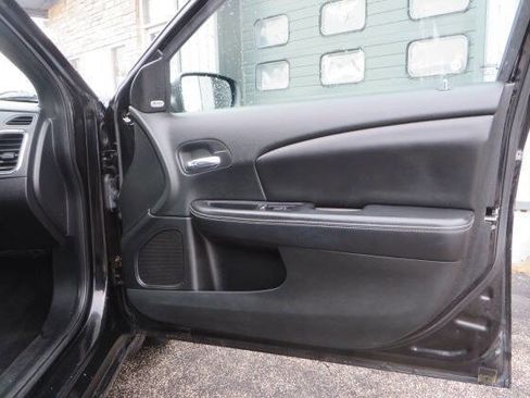 Used 2013 Chrysler 200 Limited w/ Sun/Sound Group image 11