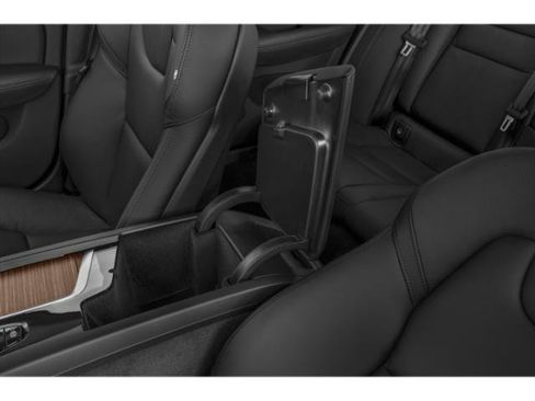 Used 2024 Volvo S60 B5 Core FWD image 14