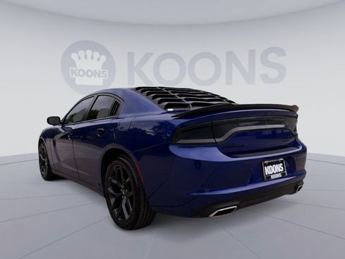 Used 2022 Dodge Charger SXT w/ Blacktop Package RWD image 14