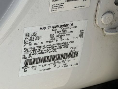 Certified 2021 Ford Explorer XLT w/ Equipment Group 202A image 34