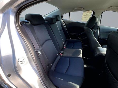 Used 2015 MAZDA MAZDA3 i Sport FWD image 26