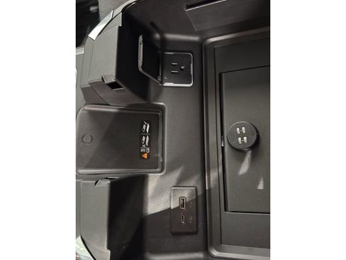 New 2026 GMC Sierra 1500 Elevation image 34