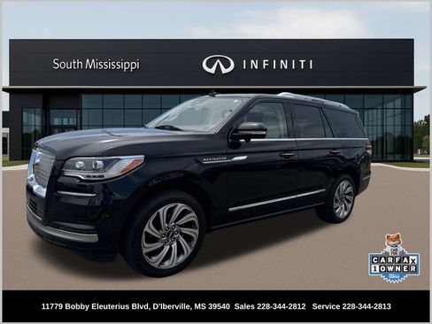 Used 2023 Lincoln Navigator Reserve AWD/4WD image 1