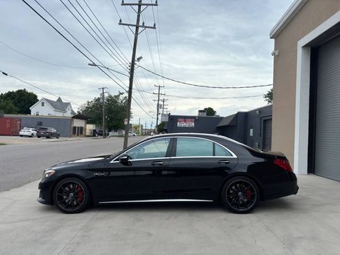 Used 2017 Mercedes-Benz S 63 AMG 4MATIC Sedan image 4