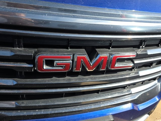 Used 2023 GMC Acadia AT4 AWD/4WD image 9