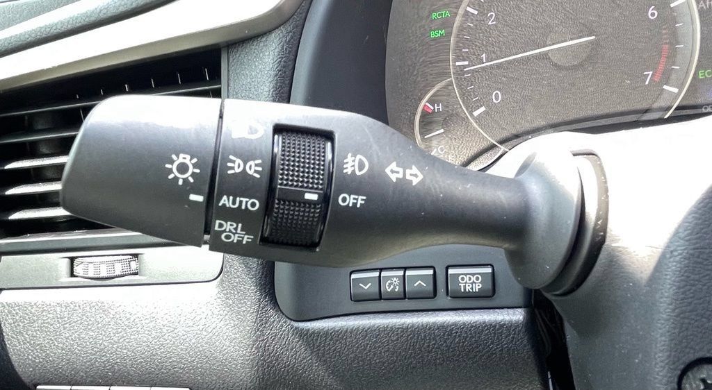Used 2016 Lexus RX 350 FWD w/ Premium Package image 19