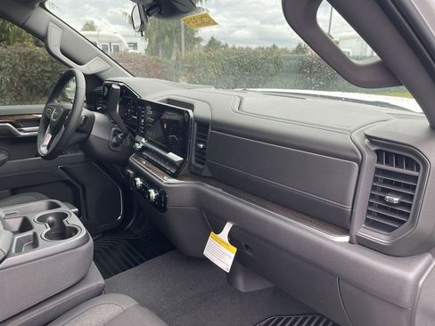 New 2026 GMC Sierra 1500 Elevation AWD/4WD image 28