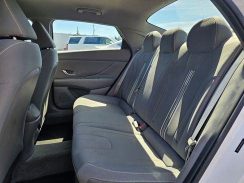 Used 2023 Hyundai Elantra SEL w/ Cargo Package FWD image 17