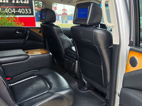 Used 2012 INFINITI QX56 2WD w/ Theater Pkg image 28