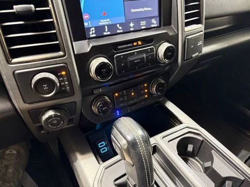 Used 2018 Ford F150 Raptor w/ Equipment Group 802A Luxury image 19