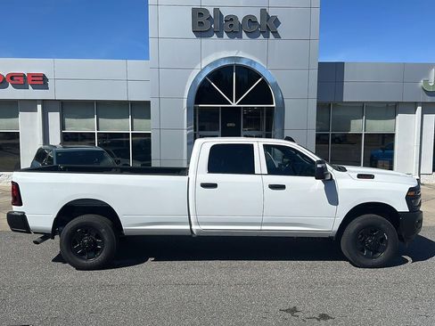 New 2026 RAM 3500 Tradesman AWD/4WD image 3