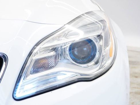 Used 2015 Buick Regal Premium w/ Experience Buick Package image 9