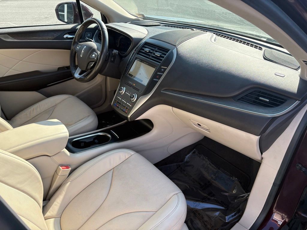 Used 2018 Lincoln MKC Reserve w/ Lincoln MKC Climate Package AWD/4WD image 24