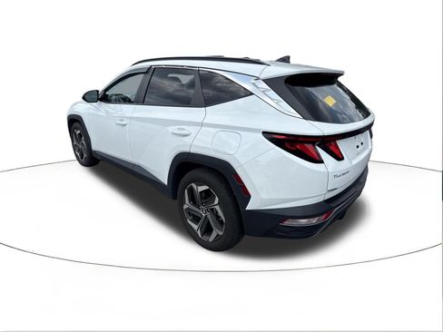 Used 2024 Hyundai Tucson SEL FWD image 3