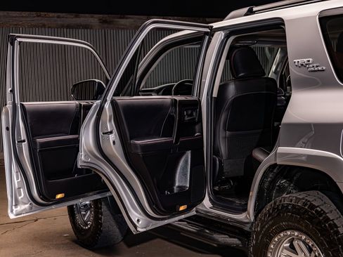 Used 2023 Toyota 4Runner TRD Off-Road Premium w/ Moonroof Package image 26