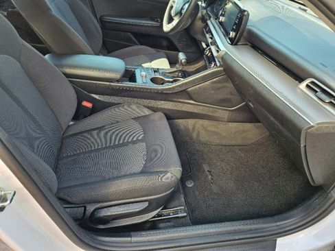 Used 2023 Kia K5 LXS image 17