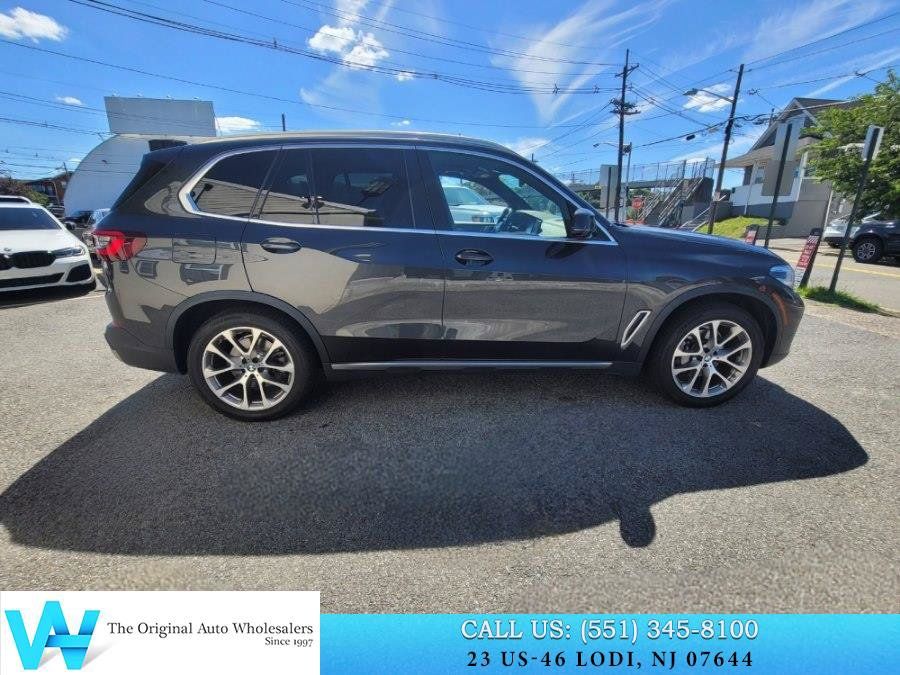 Used 2021 BMW X5 xDrive40i w/ Premium Package 2 AWD/4WD image 8