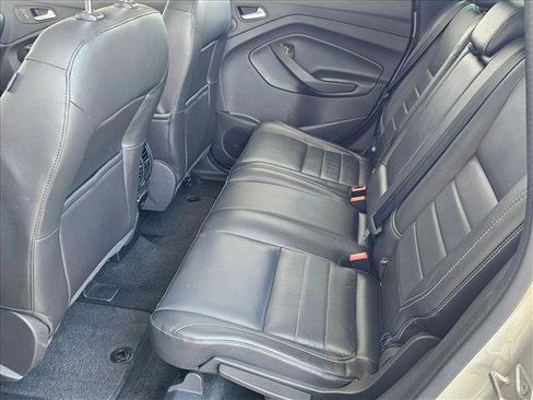 Used 2015 Ford C-MAX SEL w/ Equipment Group 302A FWD image 19