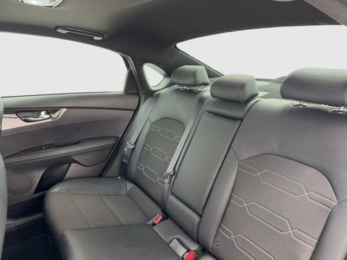 Used 2023 Kia Forte GT-Line w/ GT-Line Premium Package image 39