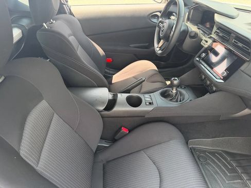 Used 2024 Nissan Z Sport w/ Floor Mat Package RWD image 15