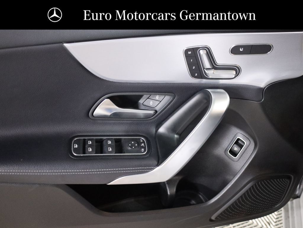 Used 2020 Mercedes-Benz A 220 4MATIC image 9