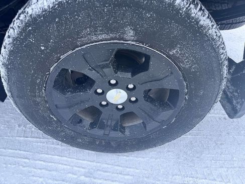 Used 2017 Chevrolet Silverado 1500 LT w/ All Star Edition image 18