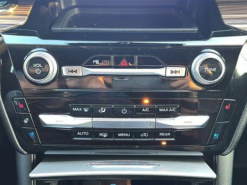 Used 2024 Ford Explorer Limited w/ Equipment Group 301A image 26