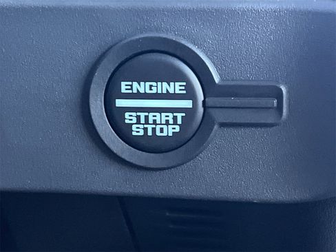 New 2025 Ford Bronco Badlands AWD/4WD image 5