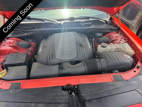 Used 2017 Dodge Challenger R/T RWD image 28