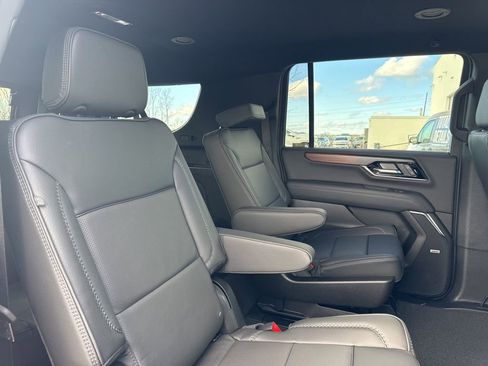 New 2026 GMC Yukon XL Denali image 31