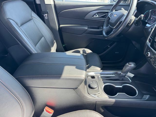 Certified 2020 Chevrolet Traverse Premier w/ Redline Edition FWD image 6