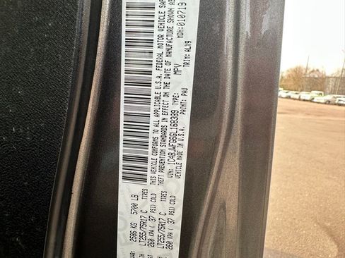 Used 2016 Jeep Wrangler Unlimited Rubicon image 9