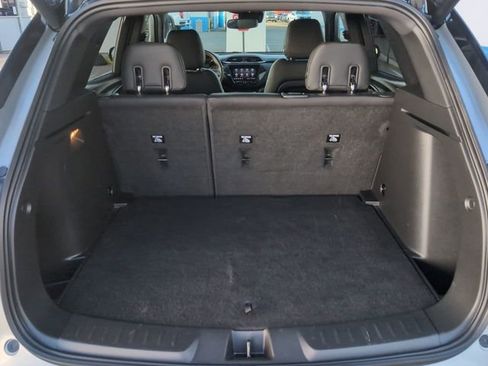 Used 2023 Chevrolet TrailBlazer RS w/ Sun and Liftgate Package image 24