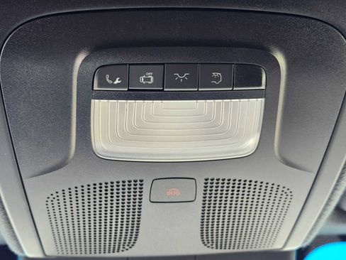 Used 2024 Mercedes-Benz Sprinter 2500 image 33