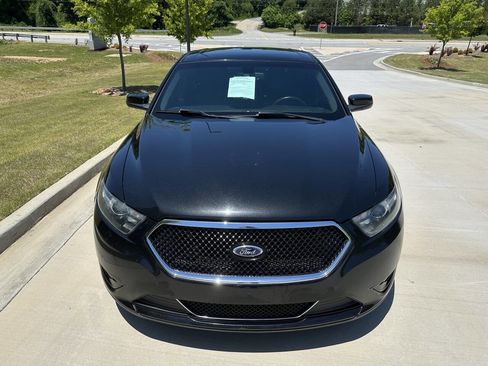 Used 2014 Ford Taurus SHO AWD/4WD image 4