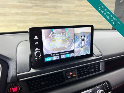 Used 2025 Honda Pilot Black Edition image 14