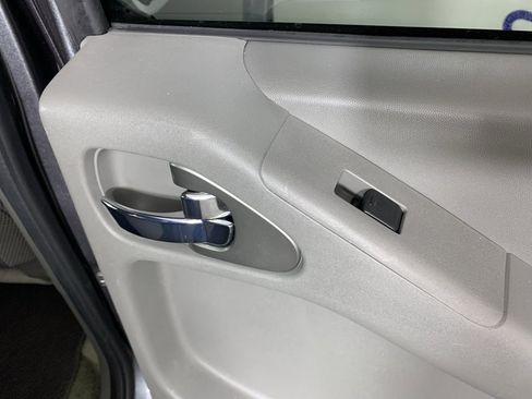 Used 2017 Nissan Frontier SV w/ SV Value Truck Package image 36