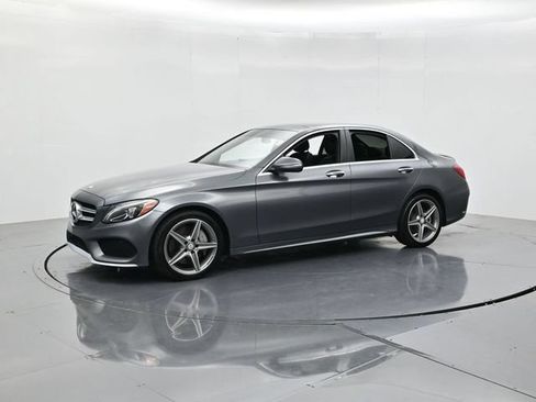 Used 2017 Mercedes-Benz C 300 4MATIC Sedan image 5