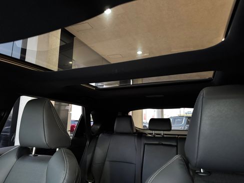 Used 2023 Toyota bZ4X Limited image 19