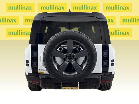 Used 2026 Land Rover Defender 110 S AWD/4WD image 8