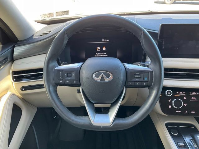 Used 2023 INFINITI QX60 Luxe AWD/4WD image 3