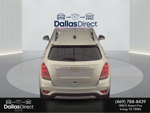 Used 2020 Chevrolet Trax LT w/ LT Convenience Package image 7