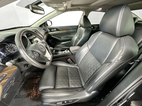 Used 2017 Nissan Maxima Platinum FWD image 22