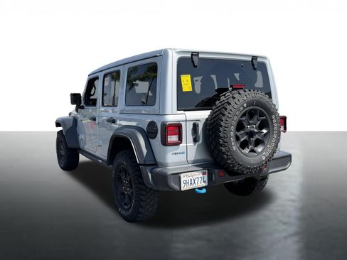 Used 2023 Jeep Wrangler Unlimited w/ Sun & Screen Package AWD/4WD image 5