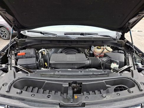 Used 2022 Chevrolet Suburban Premier image 31