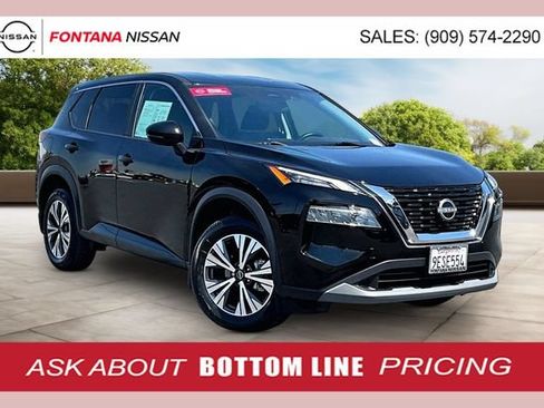 Certified 2023 Nissan Rogue SV FWD image 1